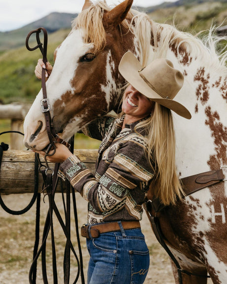 Outback Trading Company Women’s Lorelei Performance Shirt Shirts